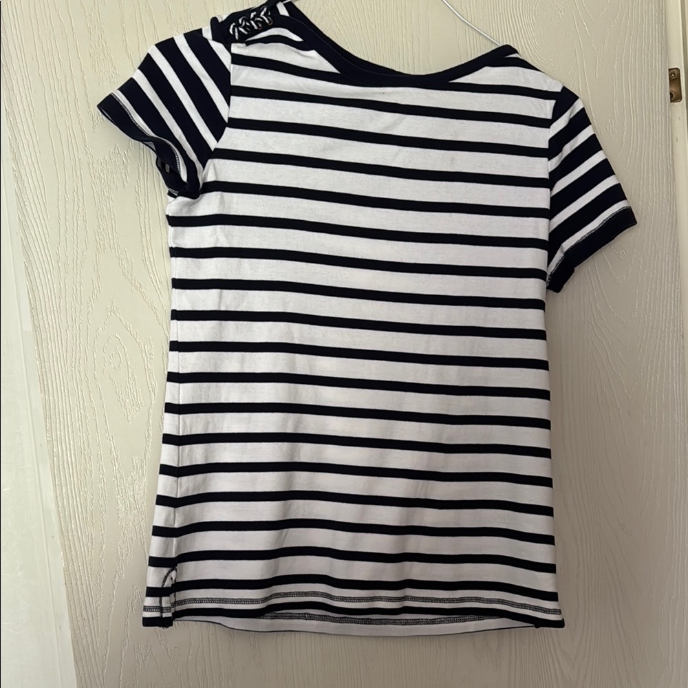 Kim Rogers Black and White Fitted Short Sleeve Tee